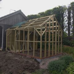 Kippenhok in aanbouw - Hoveniersbedrijf C.K. van Mourik Buurmalsen West-Betuwe Buren Tiel Culemborg