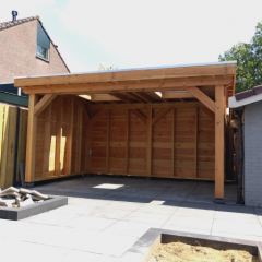 Terrasoverkapping Douglashout met platdak en EPDM. Lichtkoepels  - Hoveniersbedrijf C.K. van Mourik West-Betuwe Geldermalsen Tiel Culemborg