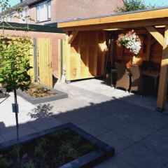 Houtwerk bij tuinrenovatie  - Hoveniersbedrijf C.K. van Mourik West-Betuwe Geldermalsen Tiel Culemborg