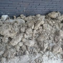 Nieuwbouwhuis met zulke grond??? Goede grondbewerking is hier vereist. - Hoveniersbedrijf C.K. van Mourik