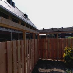Douglashout met staanders van 100x100, planken 20x200 en liggers van 45x150  - Hoveniersbedrijf C.K. van Mourik West-Betuwe Geldermalsen Tiel Culemborg