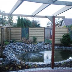 Vijver compleet met skimmer, pomp, filter, beluchtingspomp en electronische toerentalregeling van de pomp - Hoveniersbedrijf C.K. van Mourik