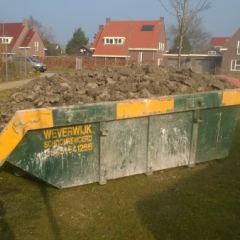 Uitkomende grond wordt conform milieuregels afgevoerd - Hoveniersbedrijf C.K. van Mourik